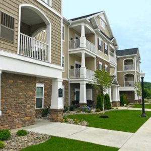 Luxury 1, 2, and 3 bedroom apartments for rent in Fairport NY with elevator access